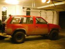 Nissan Pathfinder - Big Mike