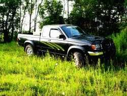 Nissan Frontier - SPARKY