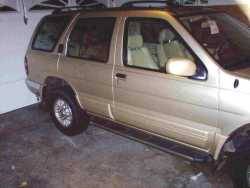 Nissan Pathfinder - Rollin Luxery