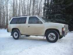 Nissan Pathfinder - Chris