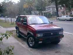 Nissan Pathfinder - AdamH