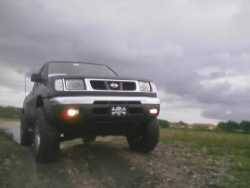 Nissan Frontier - Possim469