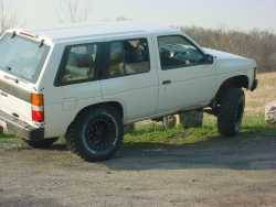 Nissan Pathfinder - chris