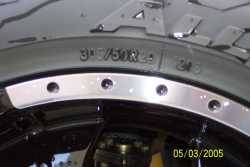 Nissan Frontier - RedRACOON