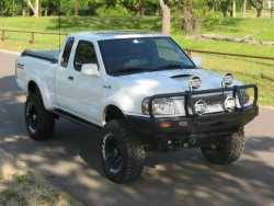 Nissan Frontier - Little Herk