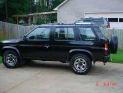 Nissan Pathfinder - Adam Shiflett