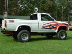 Nissan Hardbody - lisa lilly