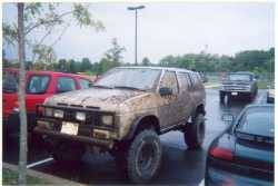 Nissan Pathfinder - Droobie