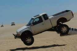 Nissan Hardbody - Super Saan