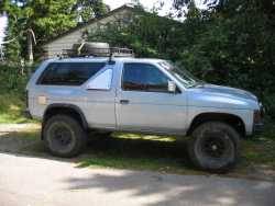 Nissan Pathfinder - axiom8888