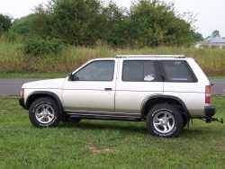 Nissan Pathfinder - Tman