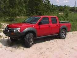 Nissan Frontier - 