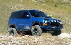 Nissan  - ROBY ROMPICOIONI