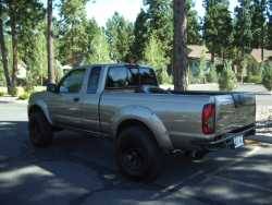Nissan Frontier - Cory's 04 Desert Runner