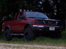 Nissan Frontier - HUNTINDE