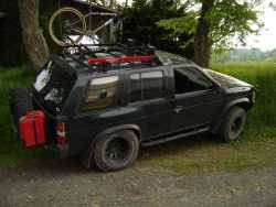 Nissan Pathfinder - Roger Mitchell