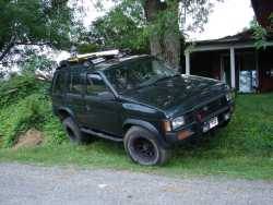 Nissan Pathfinder - Roger Mitchell