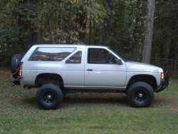 Nissan Pathfinder - MINE!