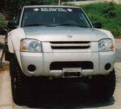 Nissan Frontier - KOLOHE GIRL