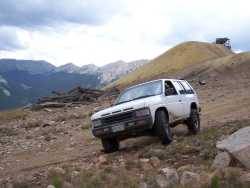 Nissan Pathfinder - Chris