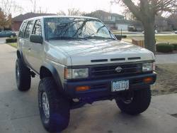 Nissan Pathfinder - Larry La Toure