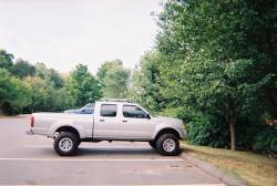 Nissan Frontier - evan