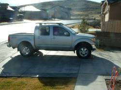 Nissan Frontier - 