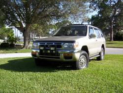 Nissan Pathfinder - 