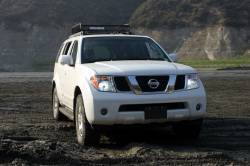 Nissan Pathfinder - roy