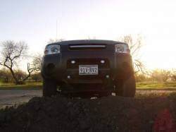 Nissan Frontier - 02 desert runner