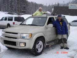 Nissan Pathfinder - Arwin