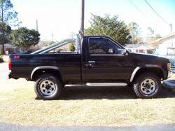 Nissan Hardbody - Kayla