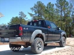 Nissan Frontier - matt(02frontier)