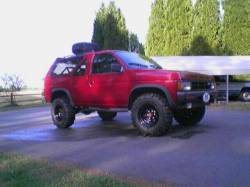 Nissan Pathfinder - josh