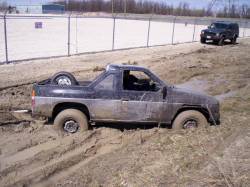 Nissan Pathfinder - robert