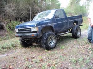 Nissan Hardbody - t-money