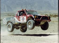 Nissan 720 - duron racing