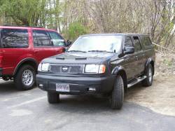 Nissan Frontier - waynes baby