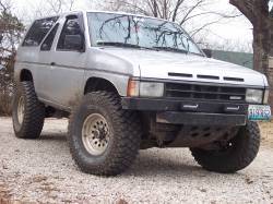 Nissan Pathfinder - Joe Mack