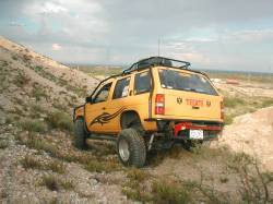 Nissan Pathfinder - andy