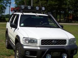 Nissan Pathfinder - Travis Harwell