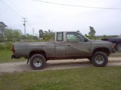 Nissan Hardbody - buknutz