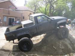 Nissan  - tribal trash