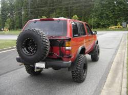 Nissan Pathfinder - Scott