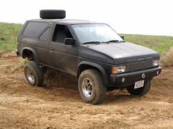 Nissan Pathfinder - no sway