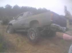 Nissan Hardbody - THURM