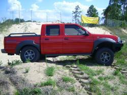Nissan Frontier - 