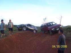 Nissan Pathfinder - benz shit 2