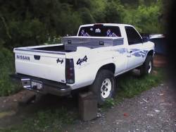 Nissan Hardbody - 