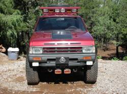 Nissan Pathfinder - Evan L. Lory